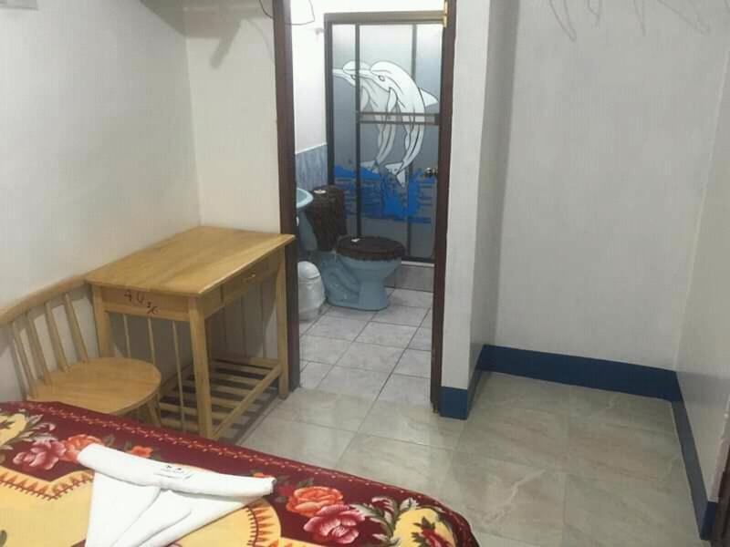 Hostal Albatros San Cristóbal Eksteriør bilde