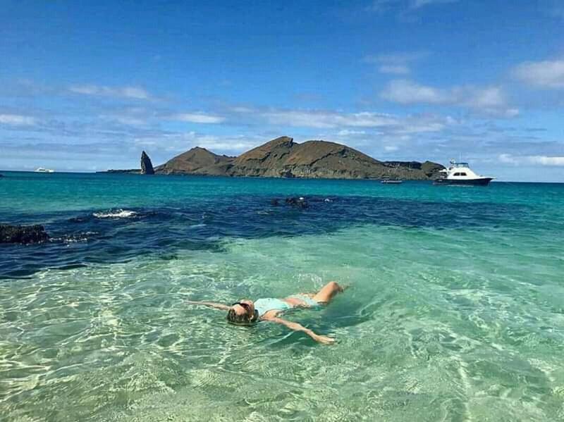 Hostal Albatros San Cristóbal Eksteriør bilde